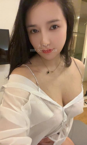 金牛性感眼镜少妇小玉