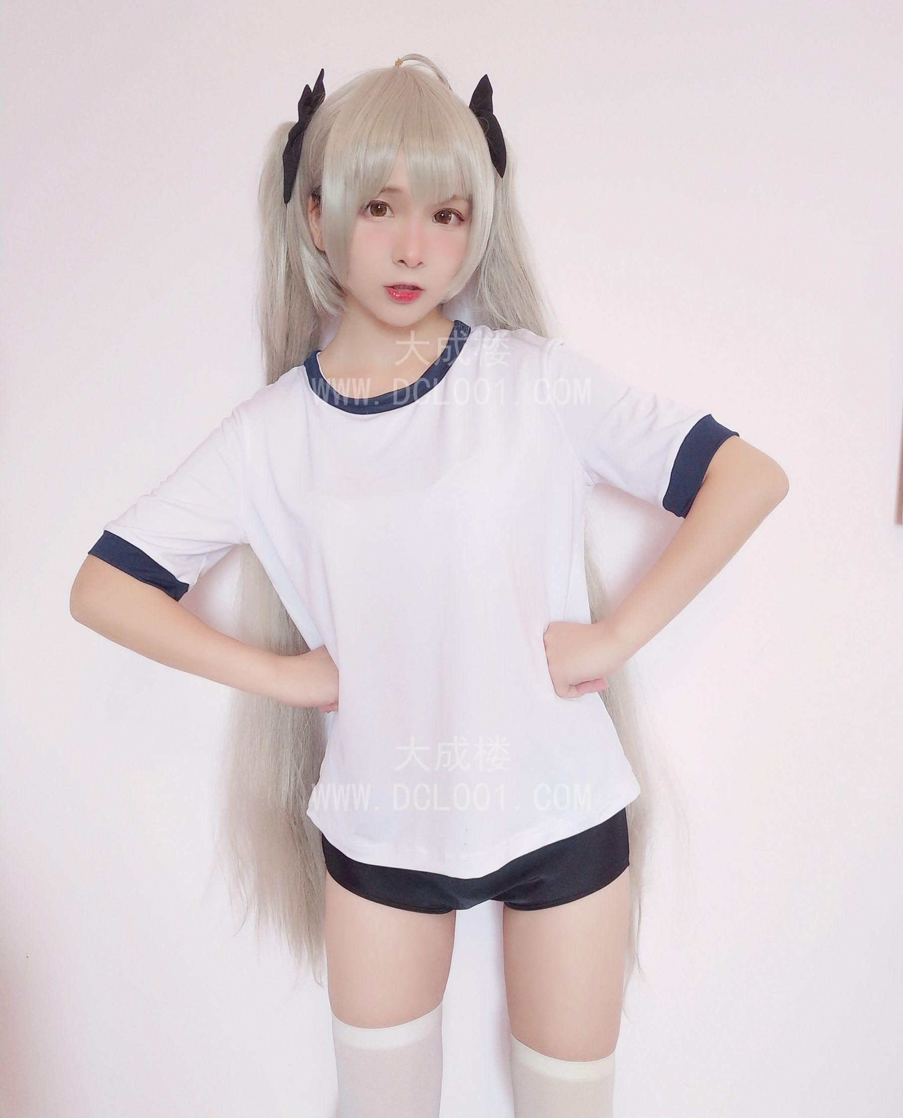 江岸美妞气质好的很