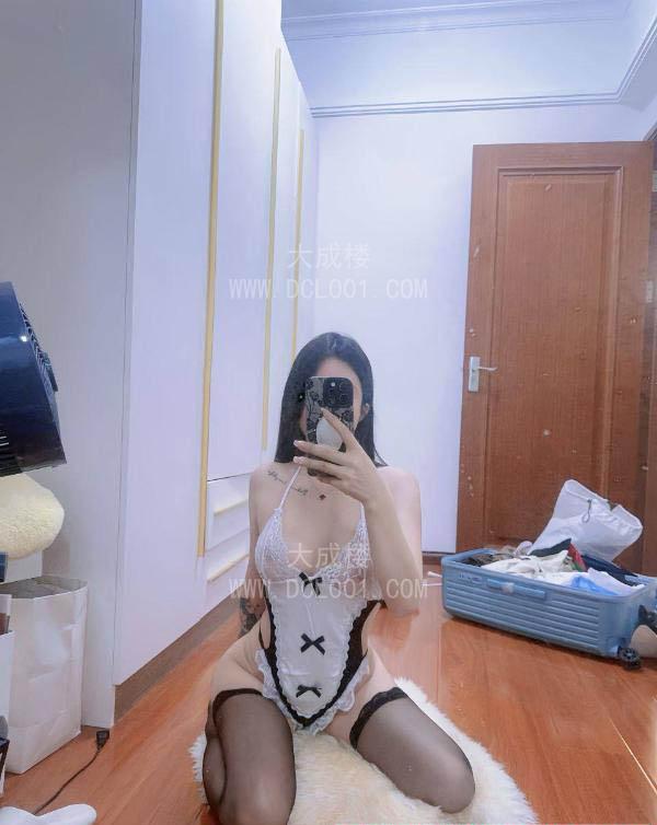 上城细腰翘臀骚妹