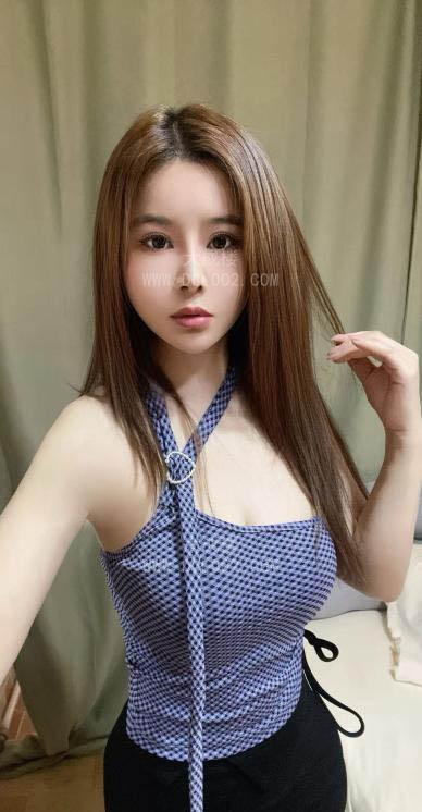 龙岗后入包臀裙小姨子