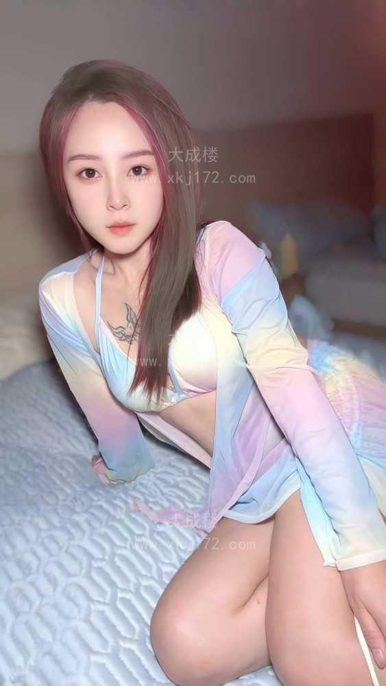 白云极品水多大奶小姐姐