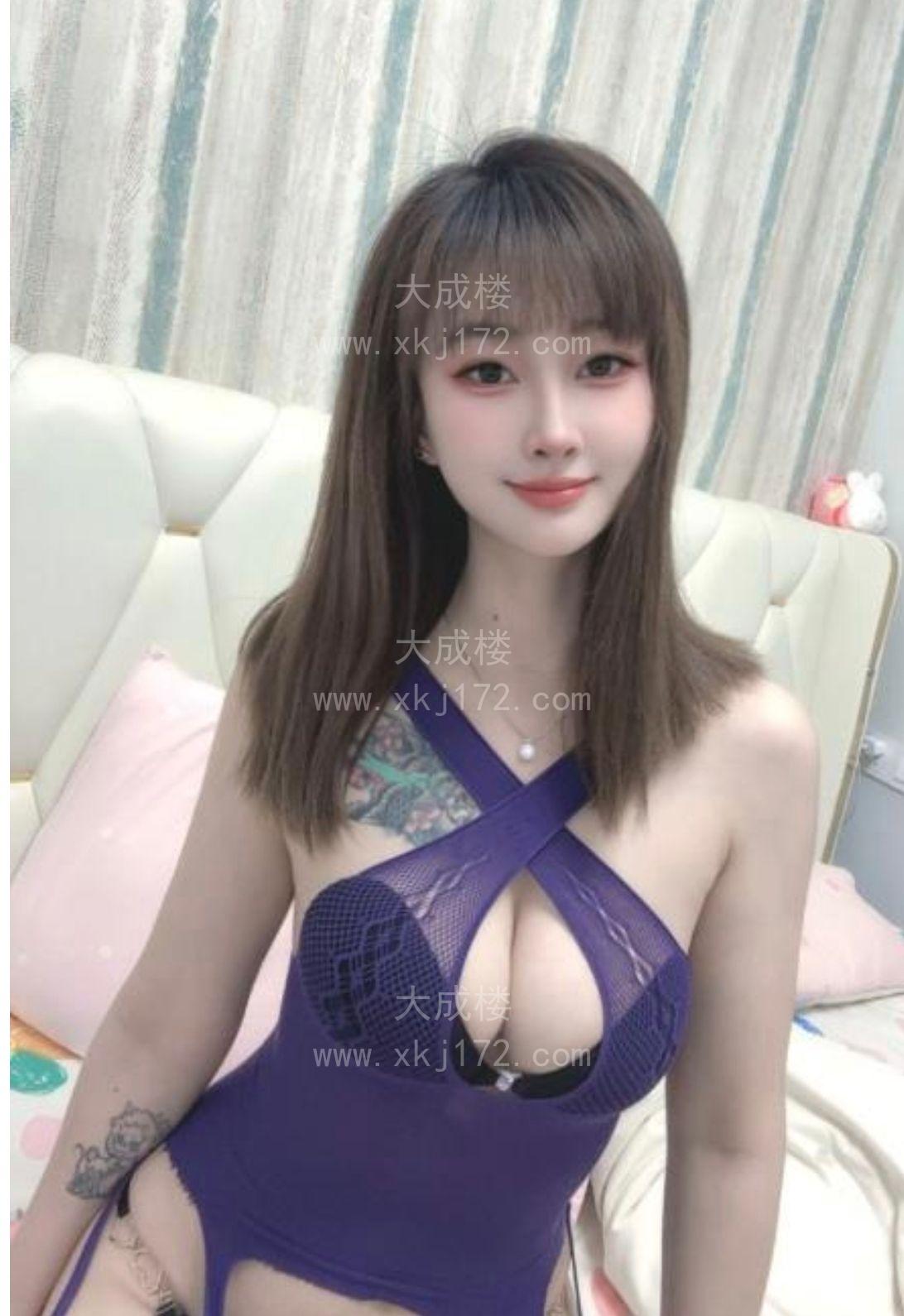 颜值颇高的小妮妮