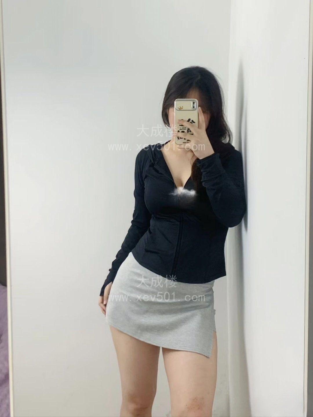 天河丰满多汁美鲍肥穴思思