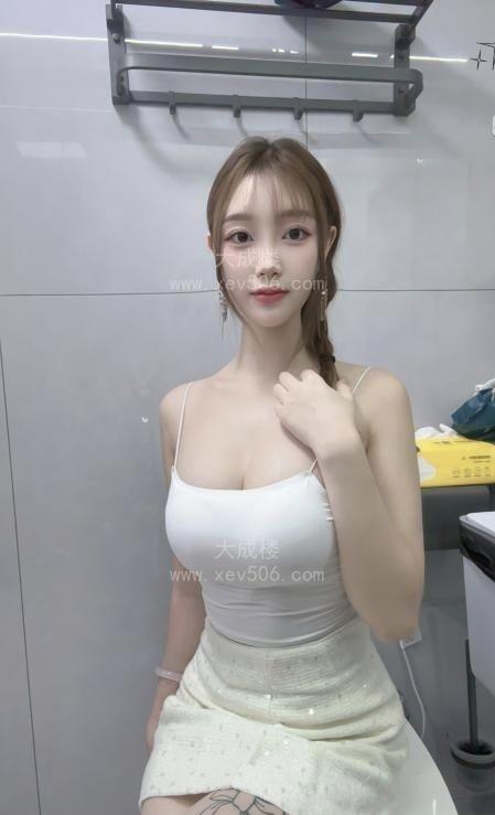 海珠性感大波美媚