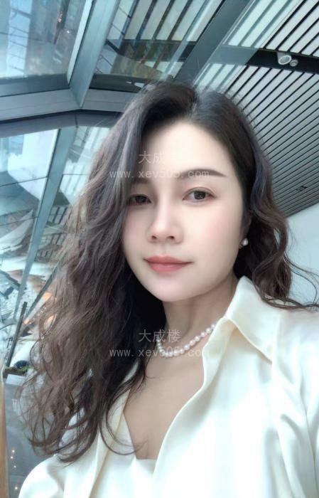 青秀轻熟女静引