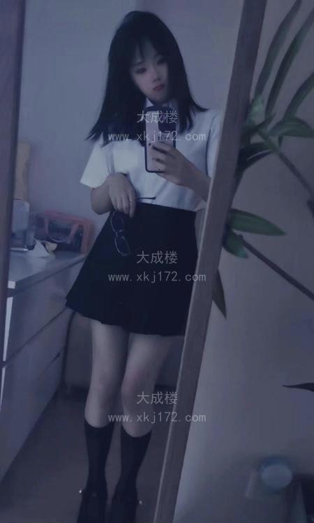 惠山区眼镜妹萌萌