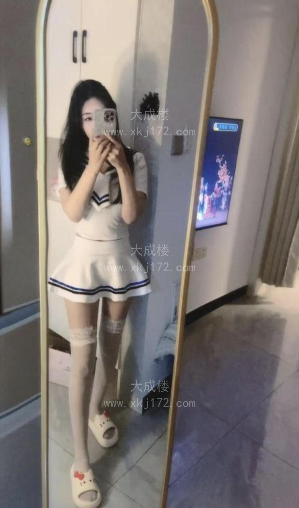 苗条细腰淑女晚晚