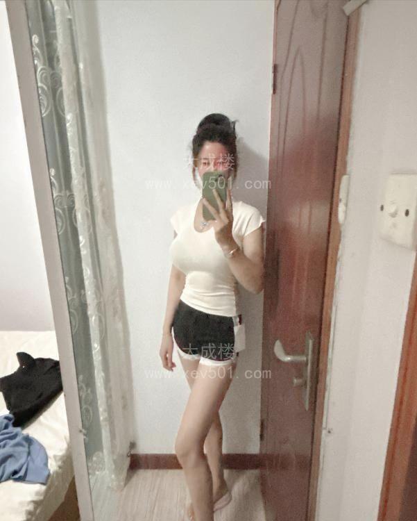 深圳奶神蜜桃臀健美