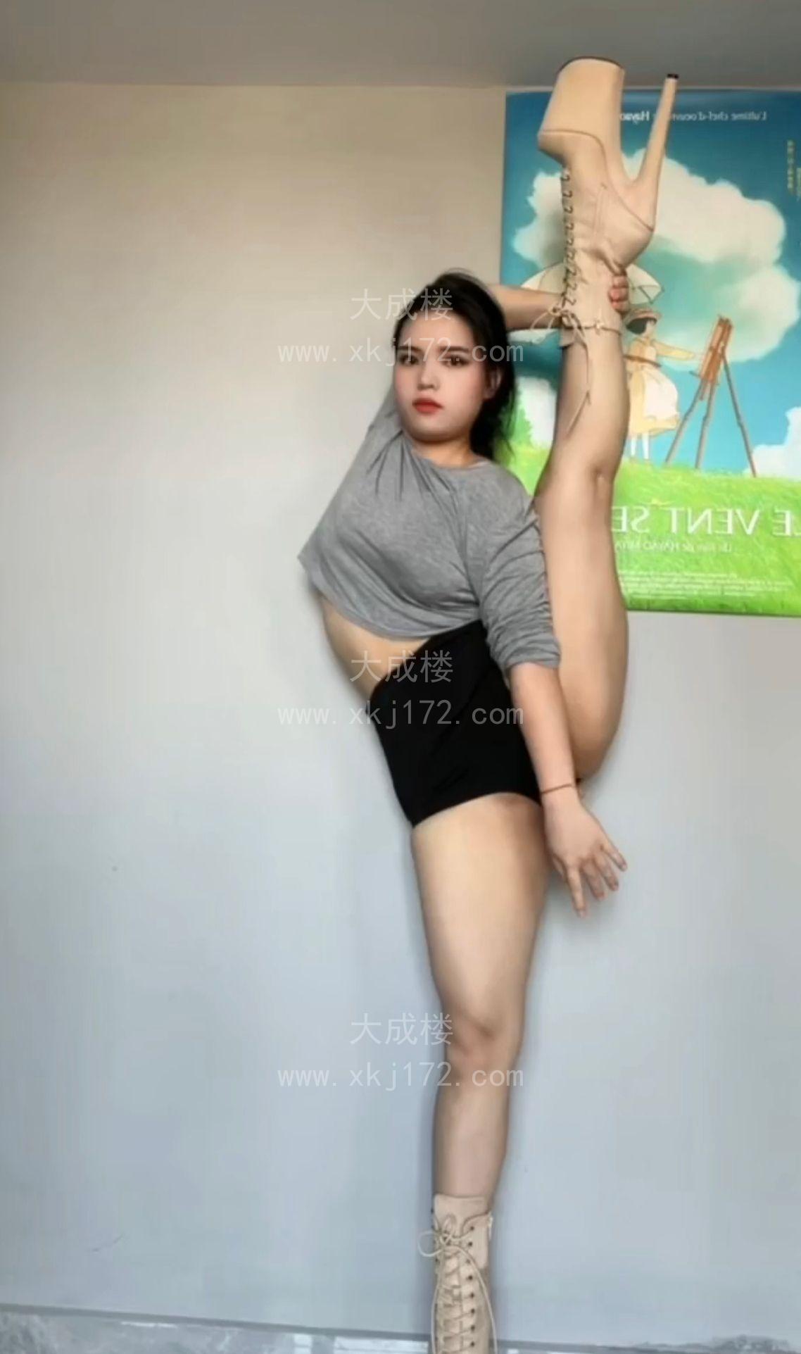 佛山个人一字马昭昭