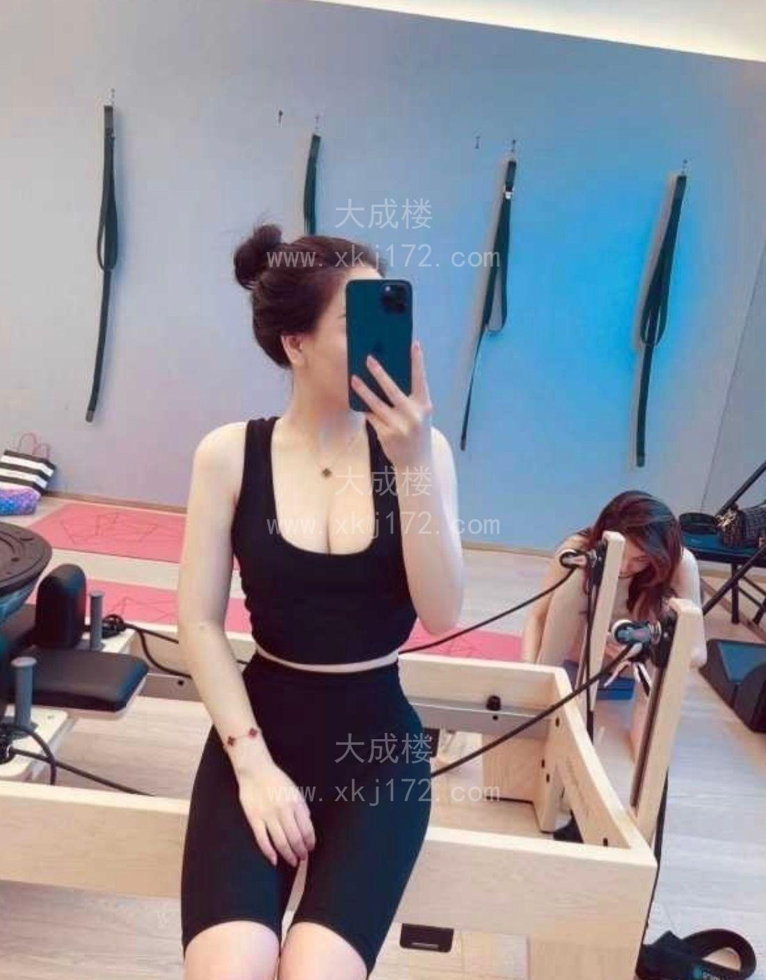 禅城蜜桃臀服务熙熙