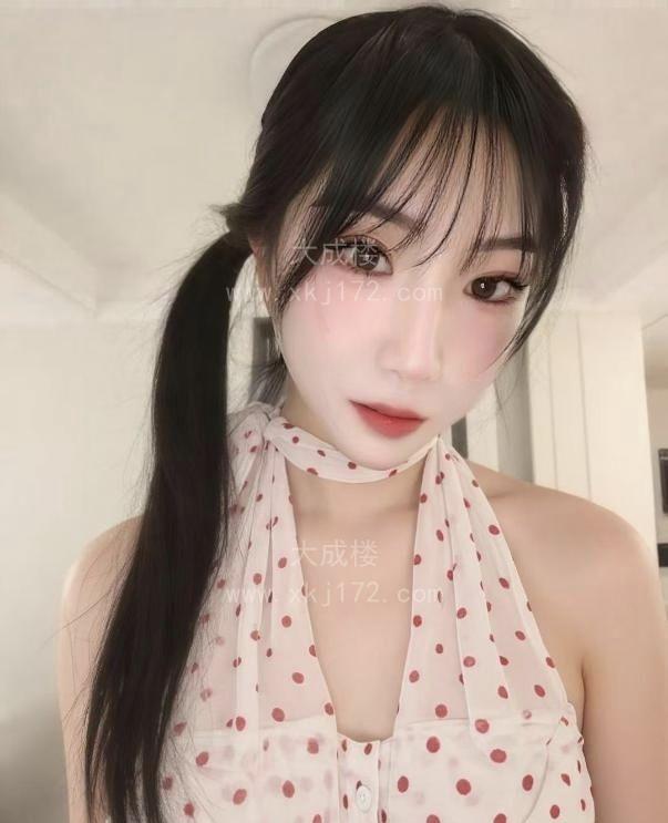 光谷步行街芳芳