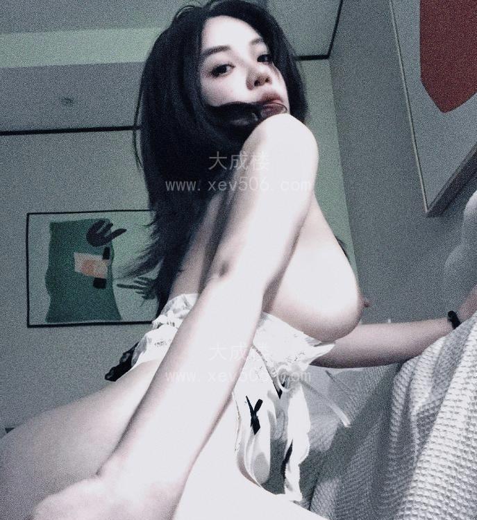 南京巨乳翘臀猫咪老师