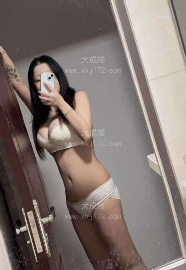 天河大胸丰满嫩妹七七