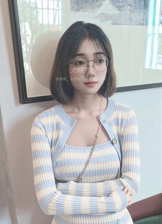 越秀眼镜少妇野子