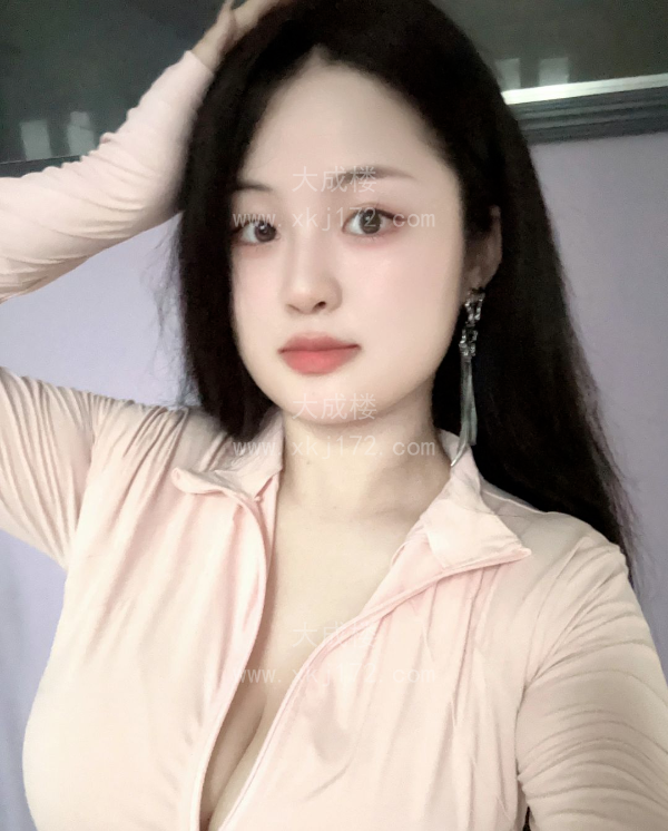 F奶大臀口射够骚