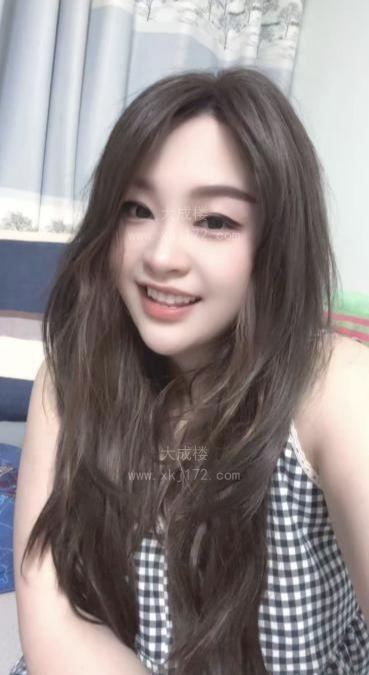 天河热情舌吻果儿